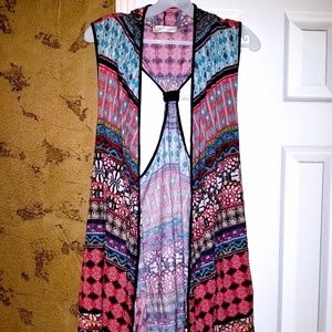 Multi patterned duster/shrug